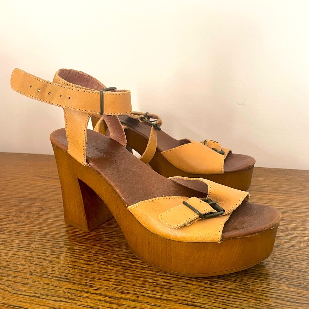 Tan strappy heels